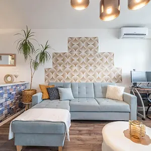 Apartman Pastelle With Own Parking Place